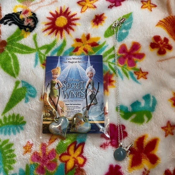Tinker Bell, Disney, secret of the wings, charm and kids necklace bundle - Picture 1 of 6